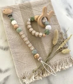 Luxe Speenkoorden - XAVIER - Set Bijtring En Speenkoord Met Naam - Gepersonaliseerd Fopspeen Clip - Jongen - Kraamcadeau - Baby Shower