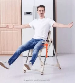 Tissy® 2 In 1 Eetstoel / Kinderstoel – Roze/Wit – Inklapbare Eetstoel Met Speeltafel -Stokke Verkoop 1086x1200 2