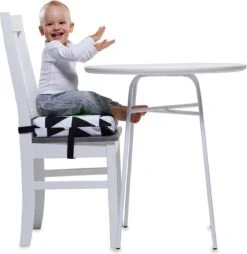 Simplygood Zitkussen Stoelverhoger - Donkergrijs-Pijlen/Donkergrijs-Vis -Stokke Verkoop 1168x1200 1