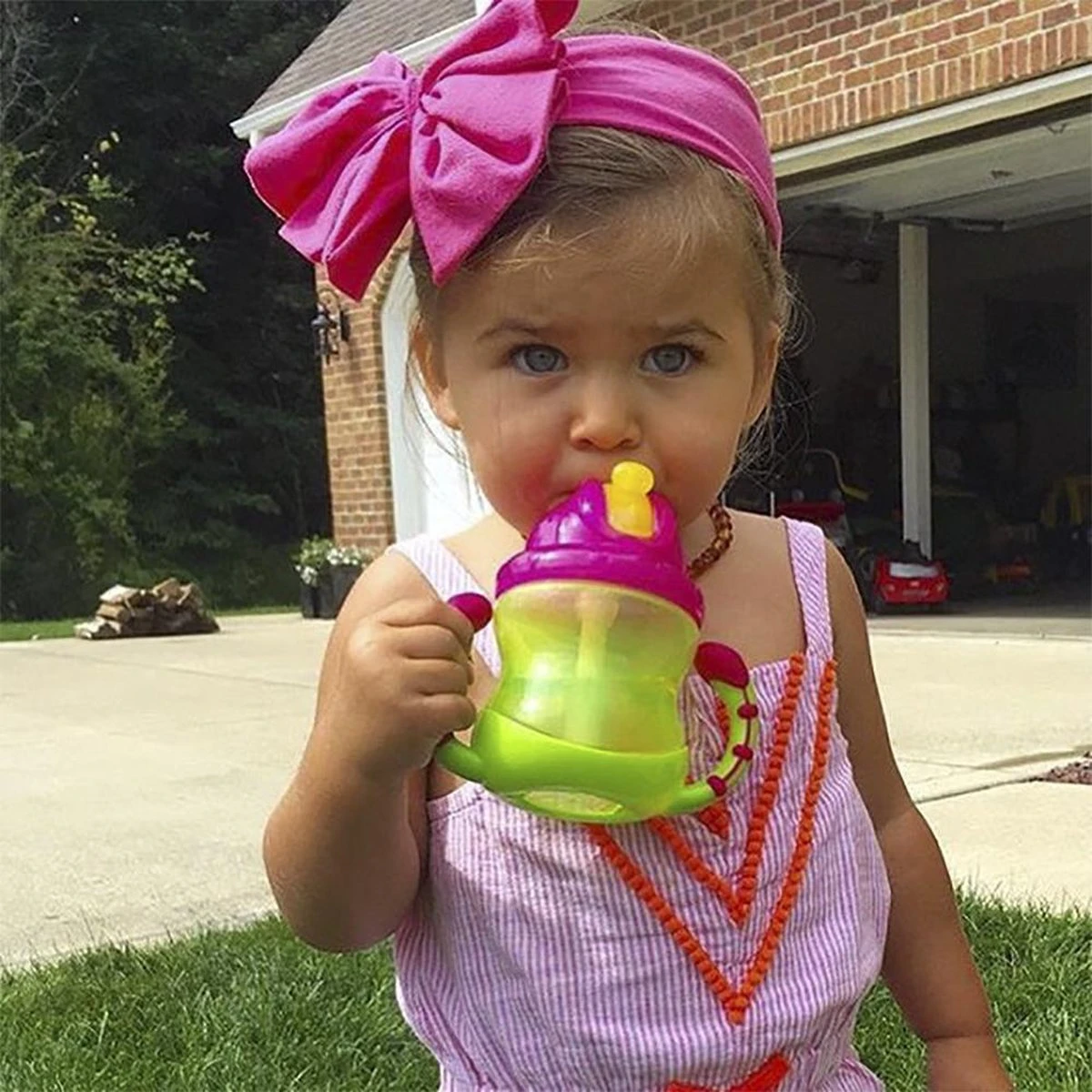 Nûby - Flip-It™ Antilekbeker Met Handvatten - Groen & Roze - 240ml - 12m+ 4 Nûby - Flip-It™ Antilekbeker Met Handvatten - Groen & Roze - 240ml - 12m+ - Afbeelding 2