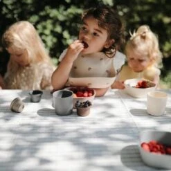 Siliconen Drinkbeker - Mushie - BPA Vrij - Vanilla- Set 2 -Stokke Verkoop 1200x1200 1059