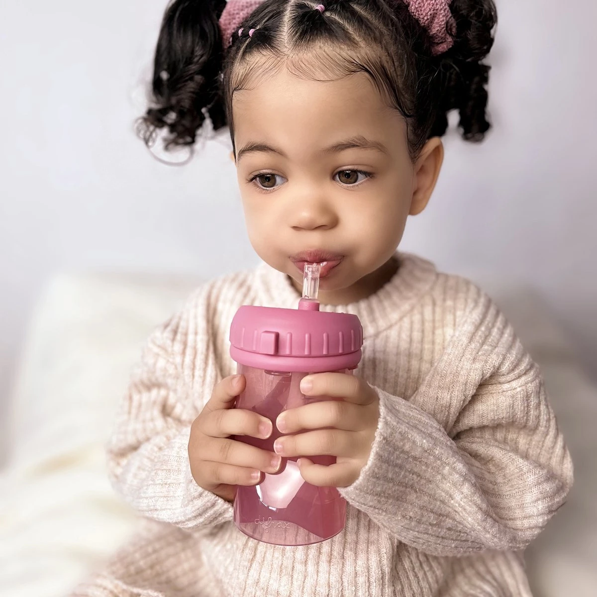 Difrax Rietjesbeker Antilek - 250 Ml - Raspberry/Roze 4 Difrax Rietjesbeker Antilek - 250 Ml - Raspberry/Roze - Afbeelding 2