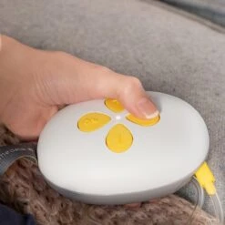 Medela Solo Borstkolf Kolfapparaat NIEUW Enkele Elektrische Kolf Compact En Licht - Oplaadbare Accu - USB Lader 27 Medela Solo Borstkolf Kolfapparaat NIEUW Enkele Elektrische Kolf Compact En Licht - Oplaadbare Accu - USB Lader -Stokke Verkoop 1200x1200 1257