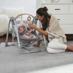 Bright Starts Ingenuity Swing And Go Bella Teddy Boutique Babyswing - - Babyschommel - Elektrische Schommelstoel Baby 19 Bright Starts Ingenuity Swing And Go Bella Teddy Boutique Babyswing - - Babyschommel - Elektrische Schommelstoel Baby -Stokke Verkoop 1200x1200 24