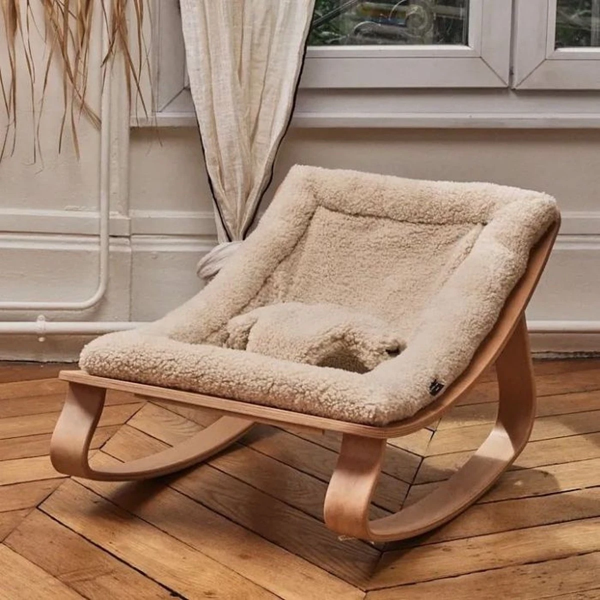 Charlie Crane - Beech - Wipstoeltje Levo - Fur Milk 8 Charlie Crane - Beech - Wipstoeltje Levo - Fur Milk - Afbeelding 6