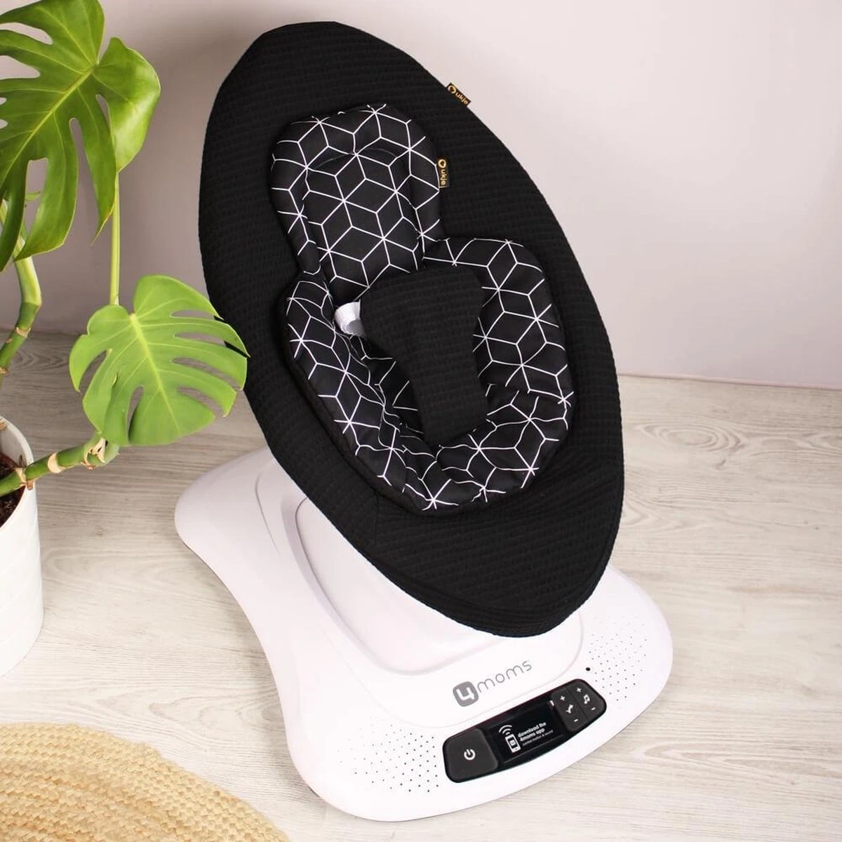 Ukje Wipstoelhoes - Geschikt Voor Over De MamaRoo4 Multi-Motion Baby Swing Wipstoel - Wafelstof - Zwart 6 Ukje Wipstoelhoes - Geschikt Voor Over De MamaRoo4 Multi-Motion Baby Swing Wipstoel - Wafelstof - Zwart - Afbeelding 4