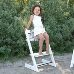 Ukje Stoelverkleiner - Geschikt Voor Stokke Tripp Trapp - Geplastificeerd - Kinderstoel - Kussenset - Wit Aap - Extra Dik -Stokke Verkoop 1200x1200 450