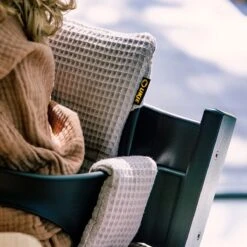 Ukje Stoelverkleiner - Geschikt Voor Stokke Tripp Trapp - Kinderstoel - Kussenset - Taupe - Wafelstof -Extra Dik -Stokke Verkoop 1200x1200 477