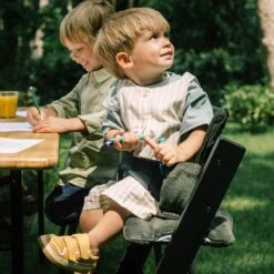 Ukje Stoelverkleiner - Geschikt Voor Stokke Tripp Trapp - Kinderstoel - Kussenset - Ribstof - Roze - Extra Dik 25 Ukje Stoelverkleiner - Geschikt Voor Stokke Tripp Trapp - Kinderstoel - Kussenset - Ribstof - Roze - Extra Dik -Stokke Verkoop 1200x1200 524