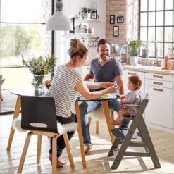 Hauck Alpha Plus Kinderstoel - Newborn Set Deluxe - Walnoot -Stokke Verkoop 1200x1200 62