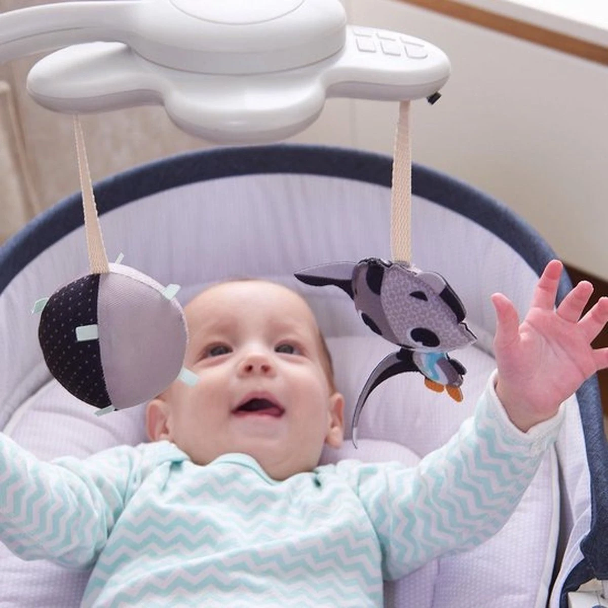 Tiny Love Rocker Napper 3-in-1 Wipstoel - Blue Jeans 12 Tiny Love Rocker Napper 3-in-1 Wipstoel - Blue Jeans - Afbeelding 10