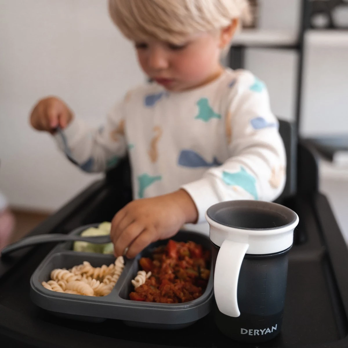 Deryan Luxe Quuby Drinkbeker 360 Trainer - Oefenbeker - Antilekbeker - 2 Stuks - Grijs / Blauw 4 Deryan Luxe Quuby Drinkbeker 360 Trainer - Oefenbeker - Antilekbeker - 2 Stuks - Grijs / Blauw - Afbeelding 2