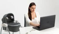 Lionelo Fidi Free - Elektrische Borstkolf - 2 Werkingsstanden - Massagefunctie - 5 Versstelbare Niveaus Van Kracht - 3 Verschillende Maten Van Siliconen - Capaciteit Van 150 Ml - Energiebesparend - Stille Werking - Timer -Stokke Verkoop 1200x692 1