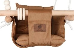 Baby / Kinder Schommel Voor Binnen Of Buiten! - Luxe Baby Swing Corduroy - Ribstof Bruin - Ribfluweel - Schommelstoel Inclusief Kussens, Bevestigingsmaterialen En Veiligheidsriem 12 Baby / Kinder Schommel Voor Binnen Of Buiten! - Luxe Baby Swing Corduroy - Ribstof Bruin - Ribfluweel - Schommelstoel Inclusief Kussens, Bevestigingsmaterialen En Veiligheidsriem -Stokke Verkoop 1200x788 1
