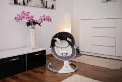 4Baby Rock 'n Relax Grijs - Babyschommel - Elektronische BabySwing - 5 Snelheden - Inclusief Accessoires -Stokke Verkoop 1200x800 139