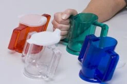 HandyCup Met Deksel - Drinkbeker Met 2 Handgrepen - Blauw - 200ml -Stokke Verkoop 1200x800 174