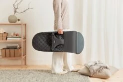 BabyBjörn Wipstoel Bliss Donkergrijs Frame - Cotton Klassiek Quilt - Antraciet - Ergonomisch - Verstelbaar - Inklapbaar 31 BabyBjörn Wipstoel Bliss Donkergrijs Frame - Cotton Klassiek Quilt - Antraciet - Ergonomisch - Verstelbaar - Inklapbaar -Stokke Verkoop 1200x800 78