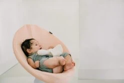 Ukje Wipstoelhoes - Geschikt Voor Over De MamaRoo4 Multi-Motion Baby Swing Wipstoel - Wafelstof - Zwart 23 Ukje Wipstoelhoes - Geschikt Voor Over De MamaRoo4 Multi-Motion Baby Swing Wipstoel - Wafelstof - Zwart -Stokke Verkoop 1200x801 9