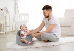 Little Tikes Babyzitje My First Seat - Vanaf 4 Maanden - Foam Vloerzitje Met Tafeltje - Grijs -Stokke Verkoop 1200x832