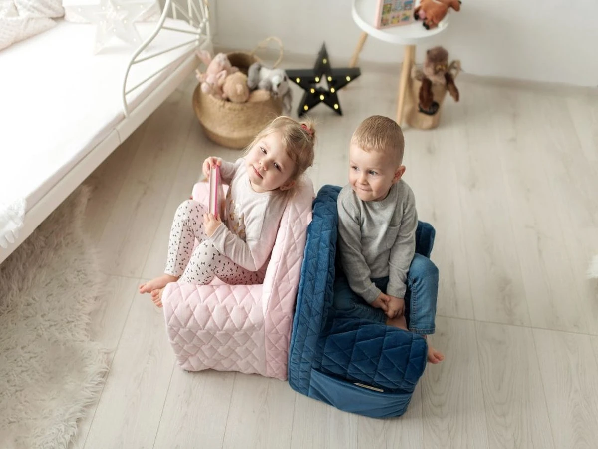 Albero Mio Velvet Navy Kinderfauteuil 6 Albero Mio Velvet Navy Kinderfauteuil - Afbeelding 4