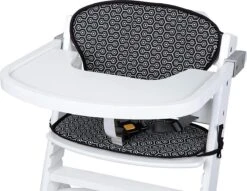 Safety 1st Timba Kinderstoel Inclusief Kussen - White Wood/Geometric -Stokke Verkoop 1200x929