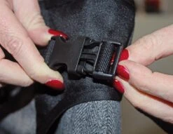 Dooky Travel Chair Black Grey Melange 16 Dooky Travel Chair Black Grey Melange -Stokke Verkoop 1200x930 2