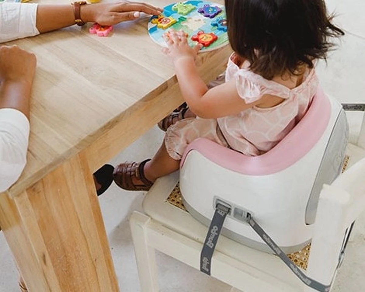 Bumbo Multi Seat - Cradle Pink - Kinderstoel - Stoelverhoger - Multifunctioneel 6 Bumbo Multi Seat - Cradle Pink - Kinderstoel - Stoelverhoger - Multifunctioneel - Afbeelding 4