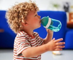 Mepal Mio – Rietjesbeker 300 Ml – Gegarandeerd Lekvrij – Deep Blue – Ideaal Voor Onderweg – Drinkbeker Kinderen -Stokke Verkoop 1200x993 5