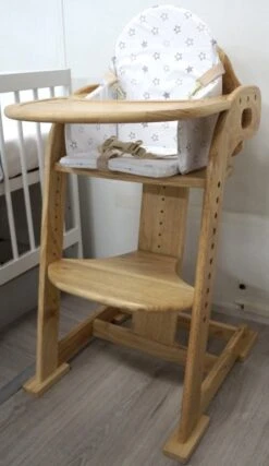 MamaLoes Stoelverkleiner - Wit - Sterren -Stokke Verkoop 694x1200 3