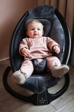 Deryan Baby Elektrische Wipstoel - Schommelstoel - Bluetoothfunctie,Speaker En Afstandsbediening 19 Deryan Baby Elektrische Wipstoel - Schommelstoel - Bluetoothfunctie,Speaker En Afstandsbediening -Stokke Verkoop 790x1200 7
