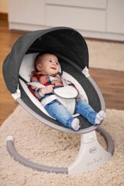 4Baby Rock 'n Relax Grijs - Babyschommel - Elektronische BabySwing - 5 Snelheden - Inclusief Accessoires -Stokke Verkoop 800x1200 55