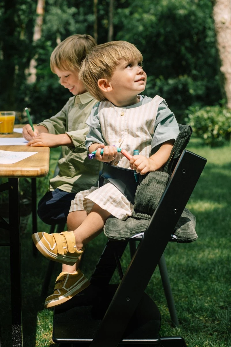 Ukje Stoelverkleiner - Geschikt Voor Stokke Tripp Trapp - Kinderstoel - Kussenset - Ribstof - Roze - Extra Dik 15 Ukje Stoelverkleiner - Geschikt Voor Stokke Tripp Trapp - Kinderstoel - Kussenset - Ribstof - Roze - Extra Dik - Afbeelding 13