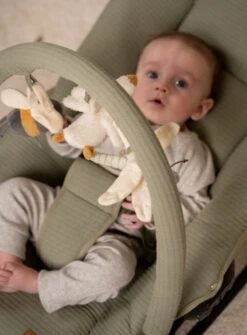 Little Dutch Wipstoel Luxe Olive -Stokke Verkoop 885x1200 2