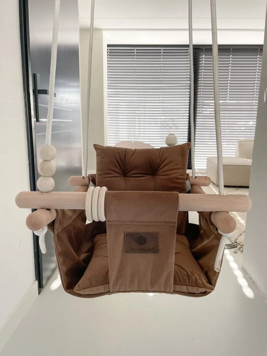Baby / Kinder Schommel Voor Binnen Of Buiten! - Luxe Baby Swing Corduroy - Ribstof Bruin - Ribfluweel - Schommelstoel Inclusief Kussens, Bevestigingsmaterialen En Veiligheidsriem 6 Baby / Kinder Schommel Voor Binnen Of Buiten! - Luxe Baby Swing Corduroy - Ribstof Bruin - Ribfluweel - Schommelstoel Inclusief Kussens, Bevestigingsmaterialen En Veiligheidsriem - Afbeelding 4