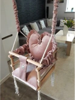 Merkloos Baby Schommel Binnen Met Hartvormig Kussen - Babyschommel Babyzitje - Stof Hout - Babyschommel Binnen - Kinderschommel - Schommel Baby Zitje - Schommelzitjes - Schommelstoel - Baby Swing Seat - Plafondhanger 3 In 1 - Roze 7 Merkloos Baby Schommel Binnen Met Hartvormig Kussen - Babyschommel Babyzitje - Stof Hout - Babyschommel Binnen - Kinderschommel - Schommel Baby Zitje - Schommelzitjes - Schommelstoel - Baby Swing Seat - Plafondhanger 3 In 1 - Roze -Stokke Verkoop 904x1200