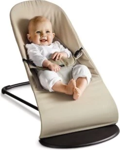 BabyBjörn Wipstoel Balance Soft Zwart Frame - Cotton - Khaki-Beige - Ergonomisch - Verstelbaar - Inklapbaar -Stokke Verkoop 960x1200 3