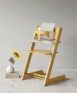 Stokke Tripp Trapp® Baby Set Sunflower Yellow 11 Stokke Tripp Trapp® Baby Set Sunflower Yellow -Stokke Verkoop 991x1200 2